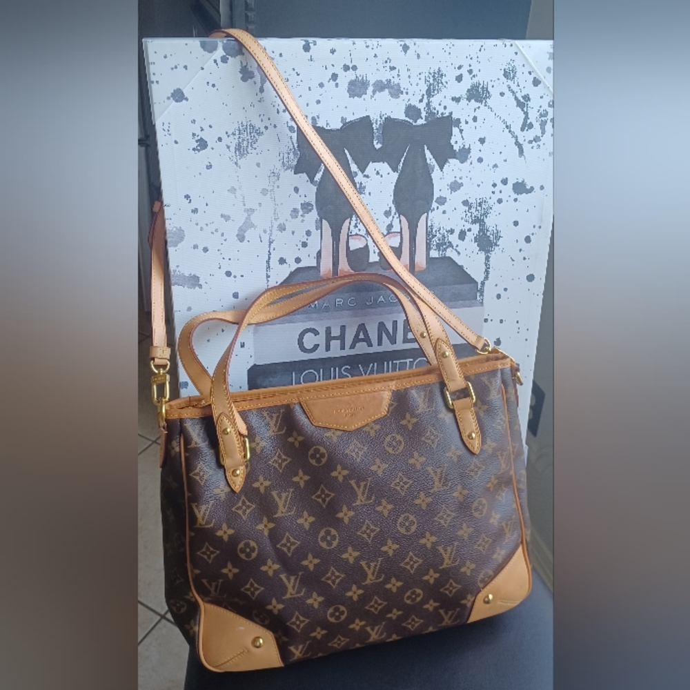 LOUIS VUITTON ESTRELLA MM MONOGRAM.